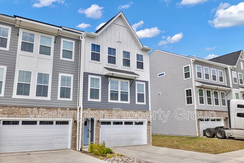 4013 Singerville Ct - Thumbnail 12