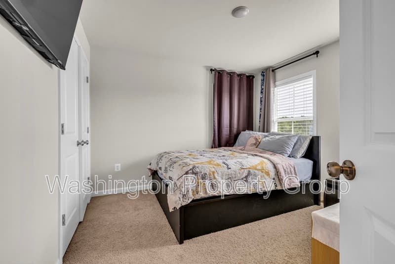 4013 Singerville Ct - Thumbnail 25