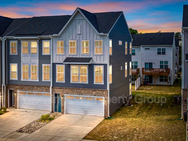 4013 Singerville Ct - Thumbnail 2