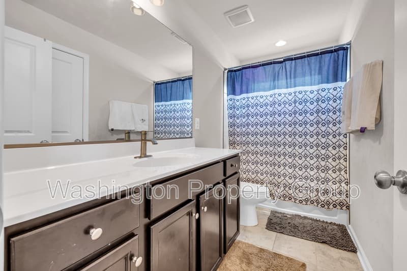 4013 Singerville Ct - Thumbnail 29