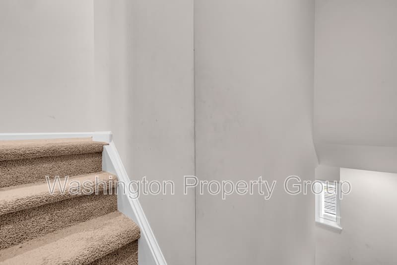 4013 Singerville Ct - Thumbnail 35