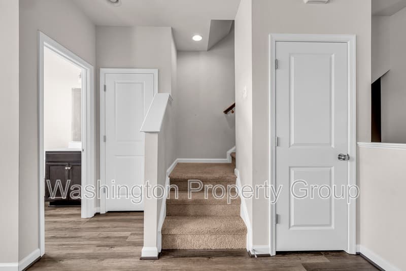 4013 Singerville Ct - Thumbnail 36
