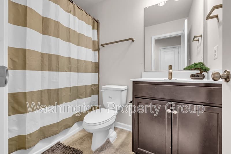 4013 Singerville Ct - Thumbnail 38