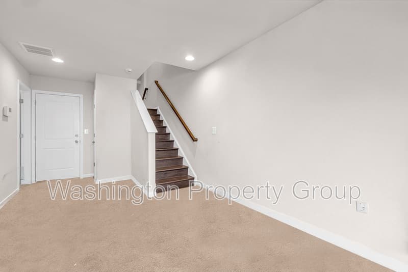 4013 Singerville Ct - Thumbnail 39