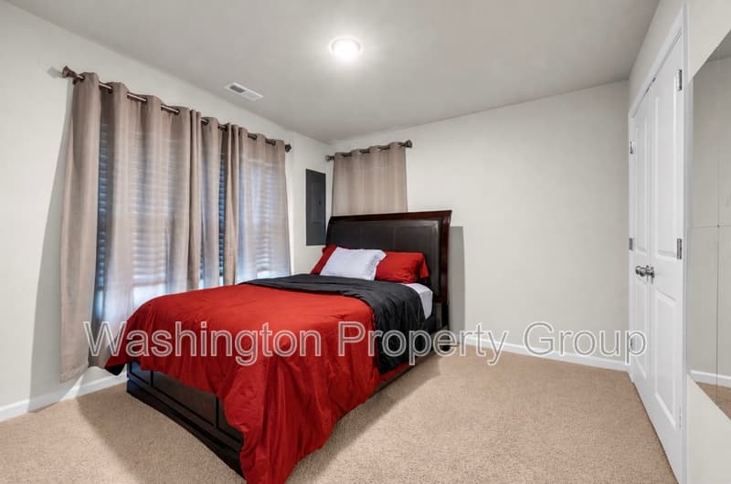 4013 Singerville Ct - Thumbnail 46