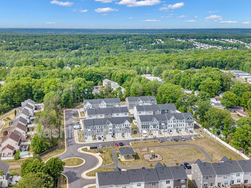 4013 Singerville Ct - Thumbnail 8